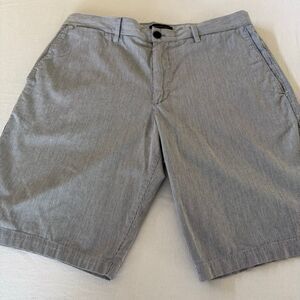 Banana Republic Striped Shorts | Mens 34 | Blue White Stripes | Cotton Flat Fron